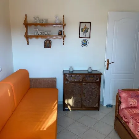 Fenia's House * سيفيري